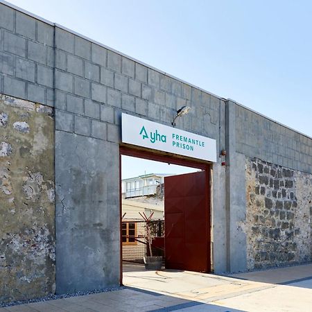 Yha Fremantle Prison Hostel Exterior photo