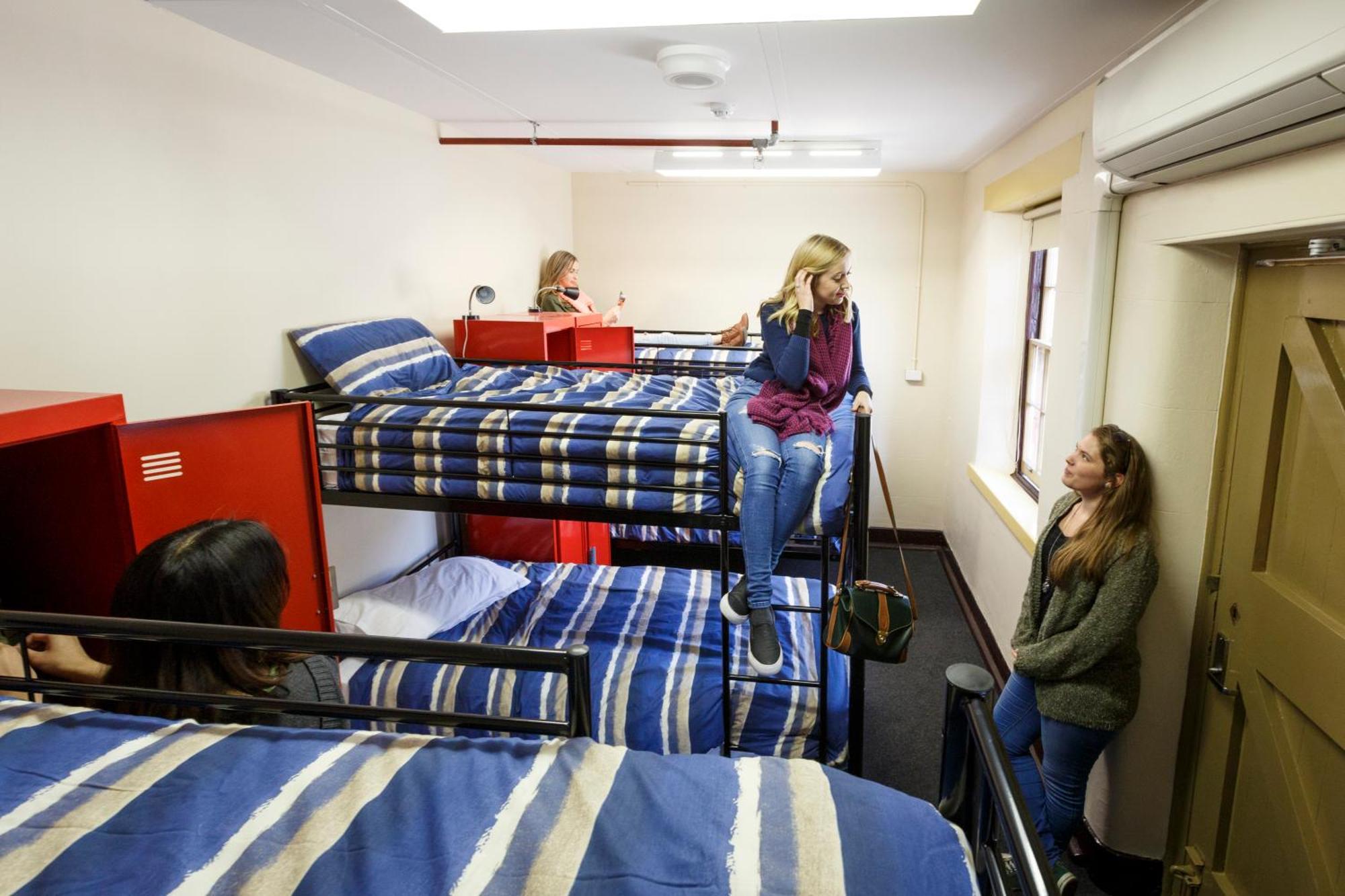 Yha Fremantle Prison Hostel Exterior photo
